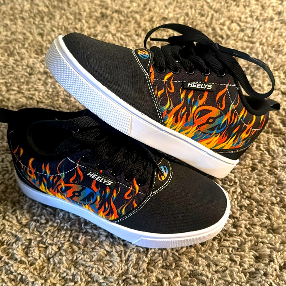 Heely’s Boy shoes